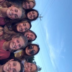 Meet your Posher, Brooke